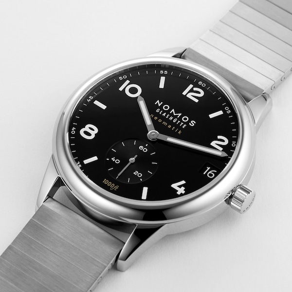 Club Sport neomatik 42 date black - Image 6
