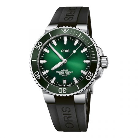 Aquis Date Calibre 400 43.5mm Mens Watch - Rubber Strap